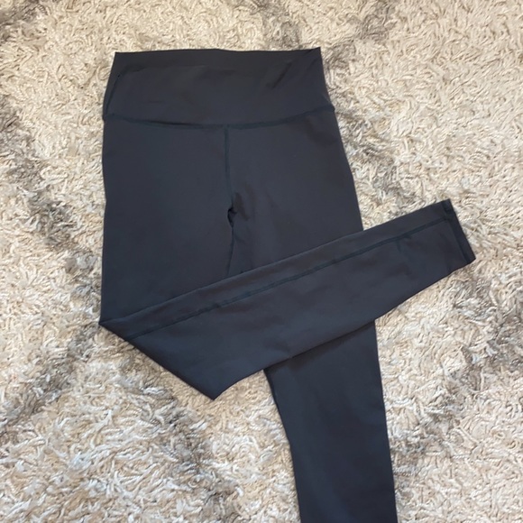 Grey leggings - Picture 2 of 3